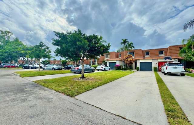 1415 SW 110th Way