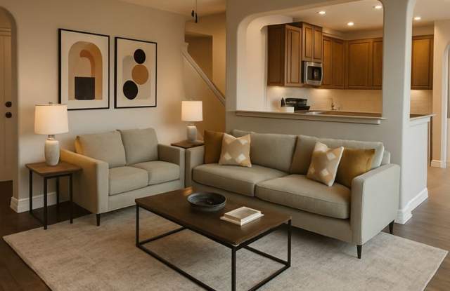 Rare Huge 5 Bedroom Off Crystal Falls