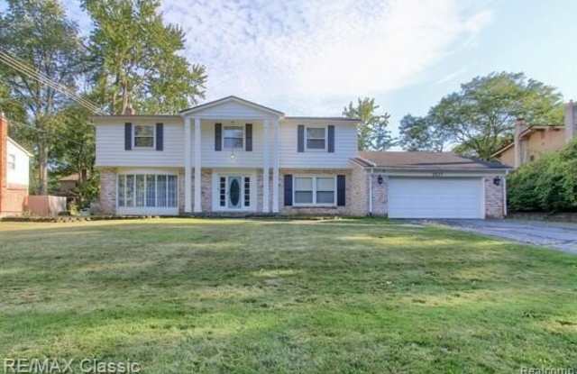 Photo of 5527 Haverhill