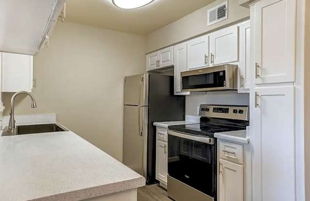 Photo of Boulder Creek Apartments