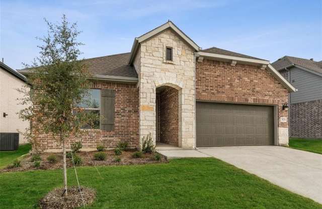 2023 Clear Water Way - 2023 Clearwater Way, Royse City, TX 75189