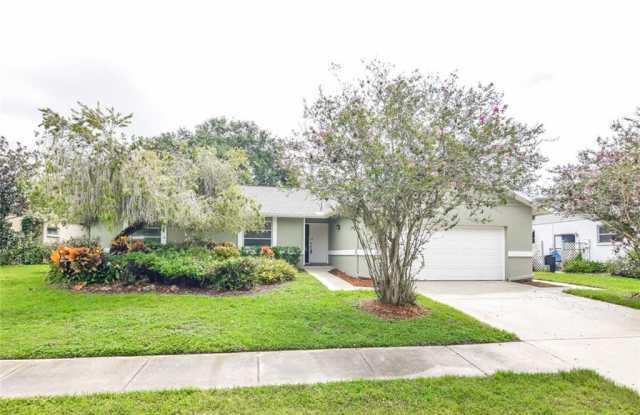 2563 W SCARLET OAK COURT - 2563 West Scarlet Oak Court, Fruitville, FL 34232