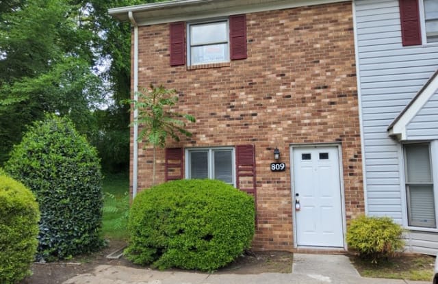 809 Brickwood Court Winston Salem NC apartments for rent