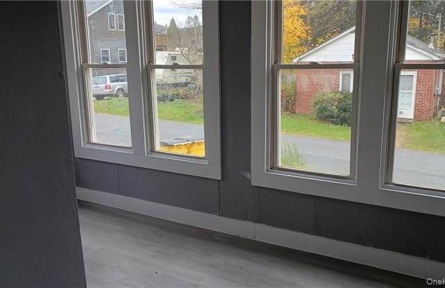 10 Church Avenue unit: 7