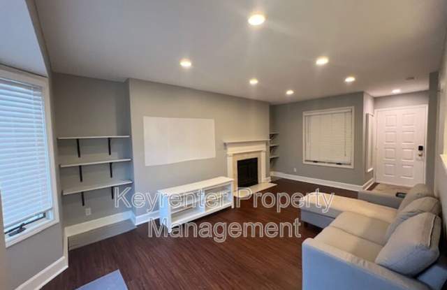 Photo of 4318 Belleview Ave