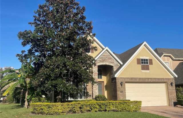 930 SPRING OAK CIRCLE