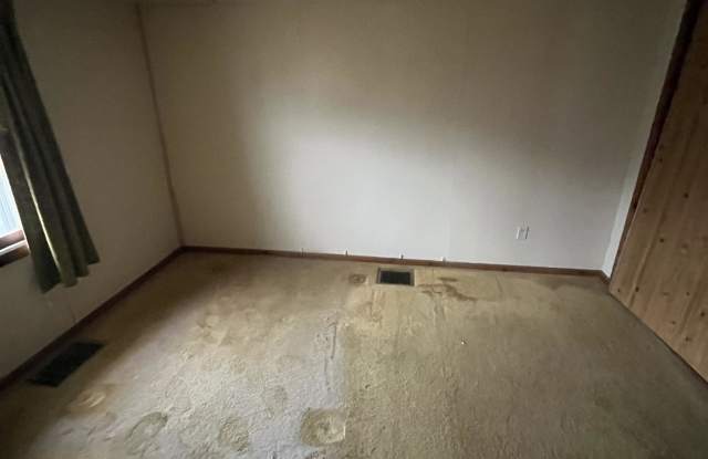 202 Saint Clair Avenue Southwest - R