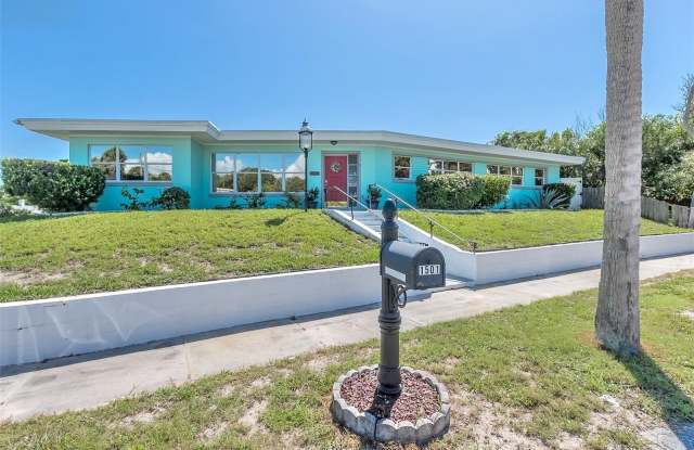 1501 CRESCENT RIDGE ROAD - 1501 Crescent Ridge Road, Daytona Beach, FL 32118