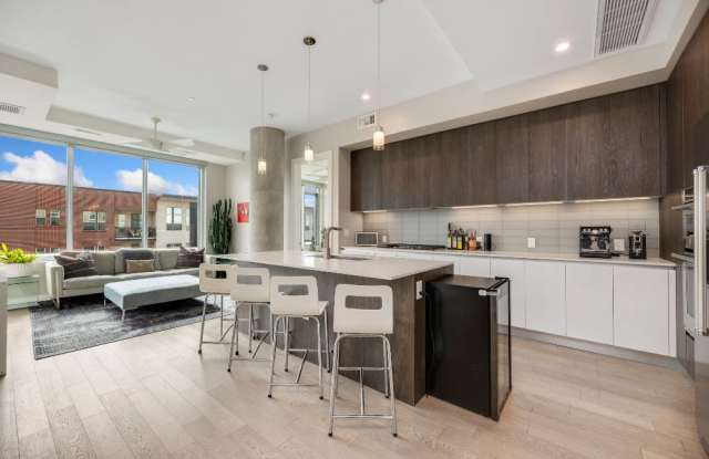 Photo of 4200 West 16th Avenue