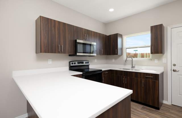 4220 Walnut Avenue - 4