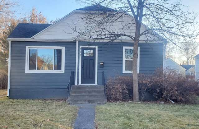 3 bed 2 bath home located in the historic area