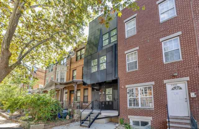 Photo of 2348 N PARK Avenue unit: 2