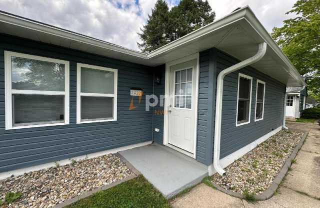 Photo of 2927 Silverbrook Avenue