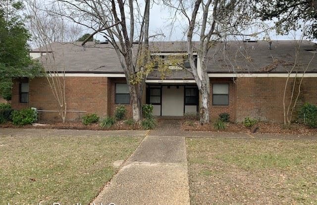 2742 Tyndall Drive - 2742 Tyndall Drive, Valdosta, GA 31602