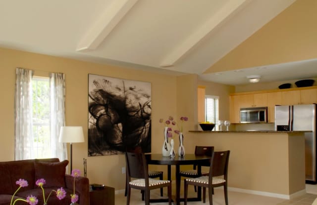 Legends Rosewood Village Ypsilanti Mi Apartments For Rent