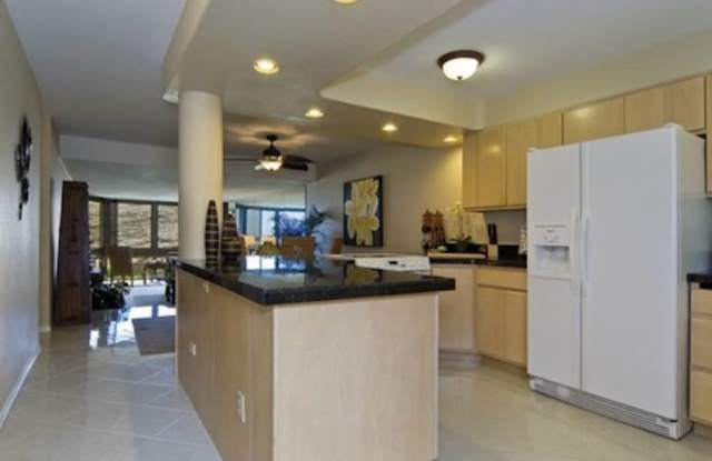 Resort style living in Hawaii Kai 2 Bedroom