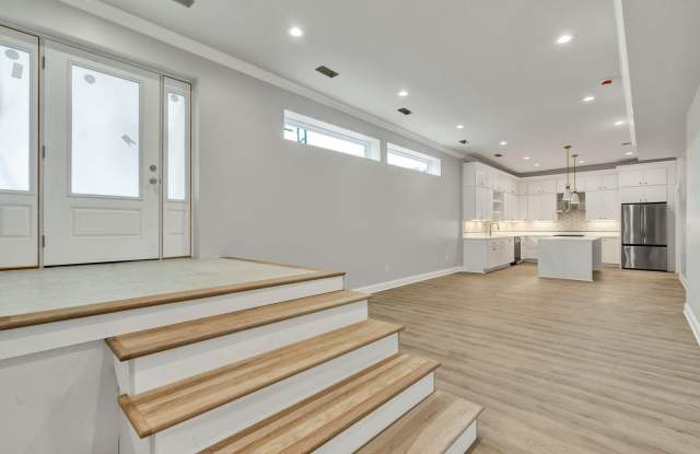 Photo of 240 Central Avenue NE