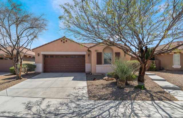 Photo of Gorgeous Mountains Edge Pool Home For Rent !