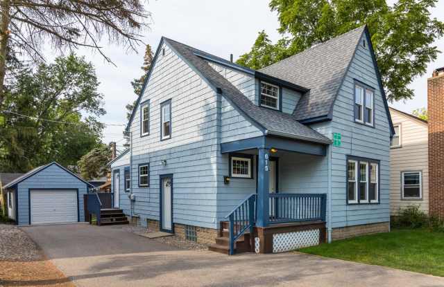 615 W Grand River Rd