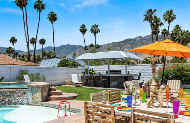 2943 Guadalupe Road