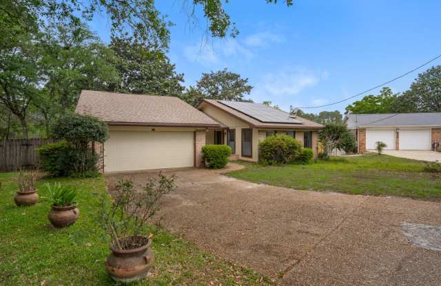 205 Elizabeth Court