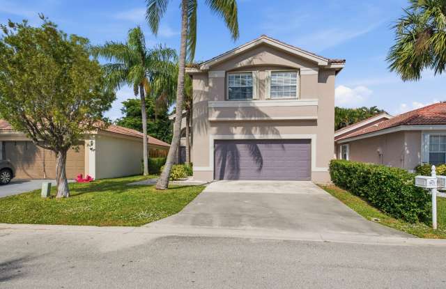 8021 Stirrup Cay Court