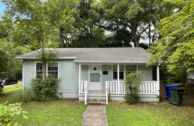 Charming 2br house on the Northside of Chapel Hill...Walk to UNC, downtown with ease!