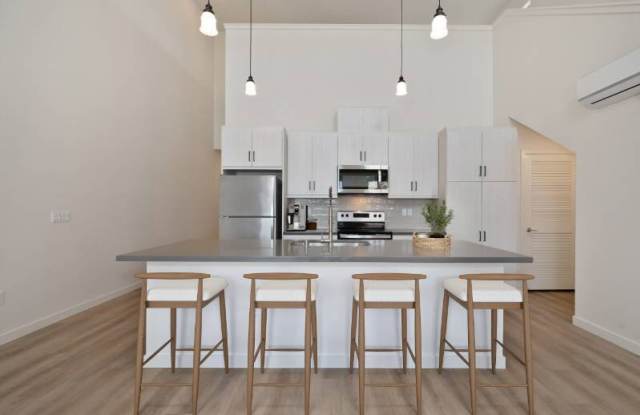 The Commodore Apartments