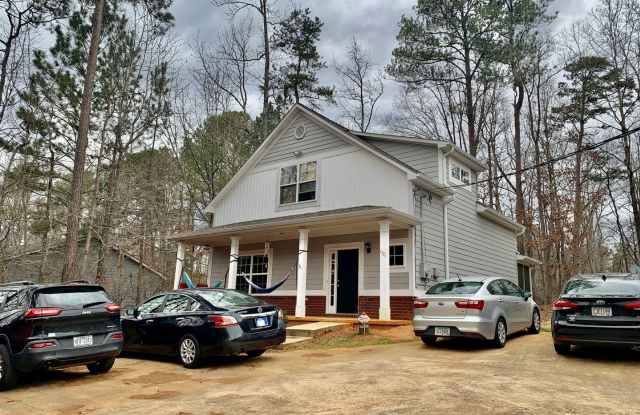 Large 4bed/4bath Cedar Shoals Townhome!