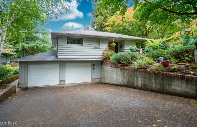 4235 SW Hume St - 4235 Southwest Hume Street, Portland, OR 97219