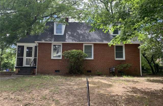 Photo of 3324  Meadowbridge Rd