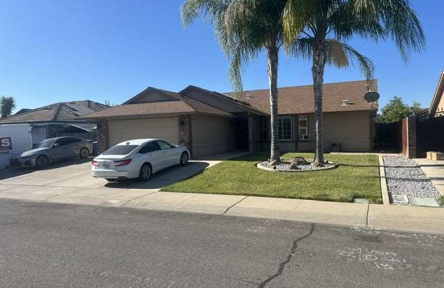 1761 Bay Court