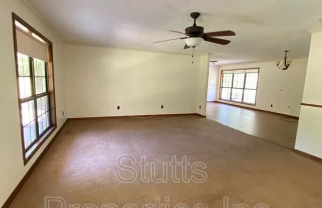 1388 County Road 428