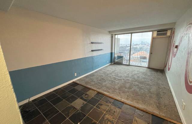 TOP FLOOR! - UTILITIES INCLUDED! - 1BR at BRYTON TOWER CONDOS - 1271 Poplar Avenue, Memphis, TN 38104