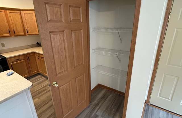 Modern  Spacious 3-Bedroom Ranch Condo – Available Now in Troy, OH!