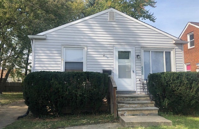 4488 W 167th Street - 4488 West 167th Street, Cleveland, OH 44135