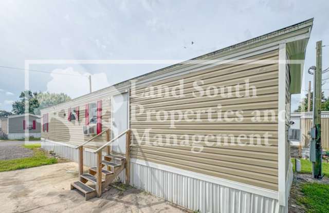 425 Longfellow Boulevard