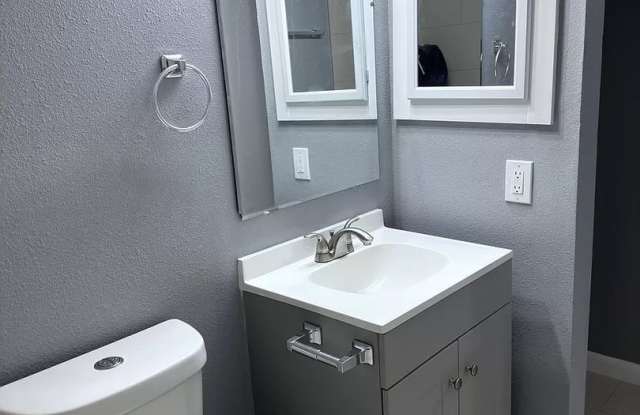 Room in 2 Bedroom Home at Hartline Dr