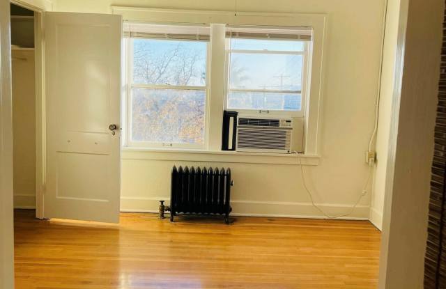 1414 North Piedras Street