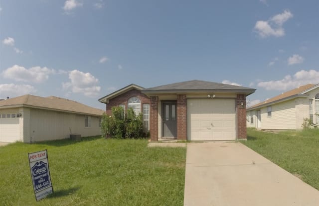 2211 Garrett Dr - 2211 Garrett Drive, Killeen, TX 76543