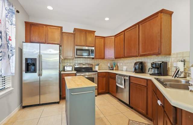 16612 KINGLETSIDE COURT