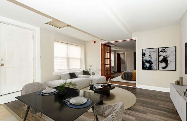 Photo of 5763 Pemberton Street - 3