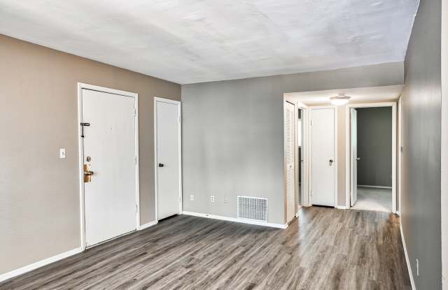 Continental Terrace apartment homes