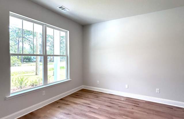 281 West East Smith Road