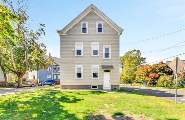 309 Highland Avenue unit: 2