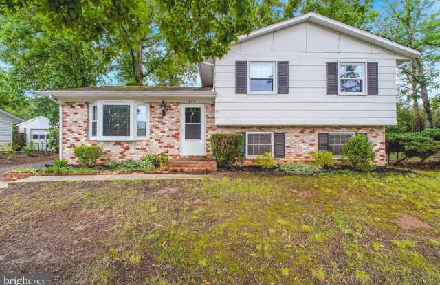 408 DEERWOOD Drive