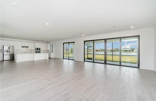 10777 Timber Creek Dr