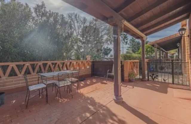 232 S Paseo Pena Apt C