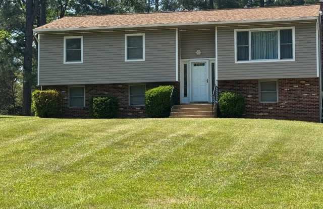 6718 CHESTNUT OAK Lane