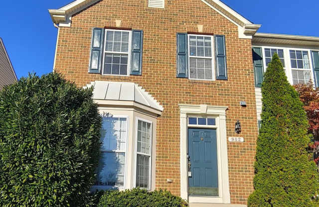 Photo of 912 GLAZE Court